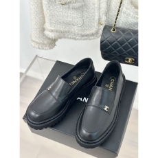 Chanel Low Shoes